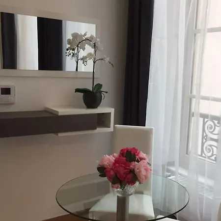 Appartement Le Lumineux - Le Chic En Hypercentre - Bellecour à Lyon Extérieur photo