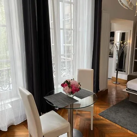 Appartement Le Lumineux - Le Chic En Hypercentre - Bellecour à Lyon Extérieur photo